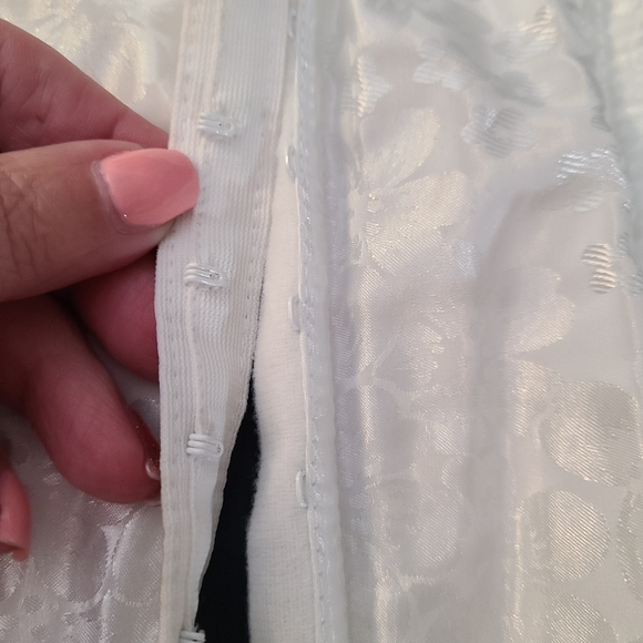 💥3 for $25 💥This Edwardian Corset Lace-Up Back, 90's Vintage - Picture 7 of 7